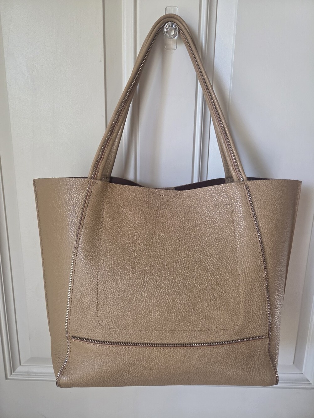 Botkier Beige/Tan Pebbled Leather Tote 🤎🩶